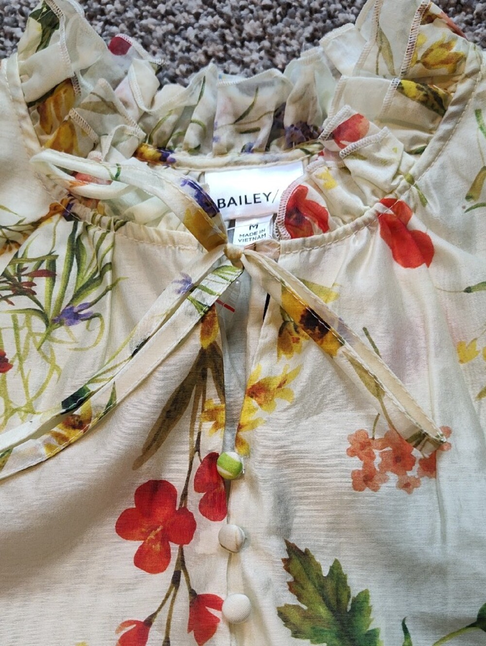 Bailey 44 Cream Floral Tie-Front Ruffle Sleeve Top - Picture 2 of 9
